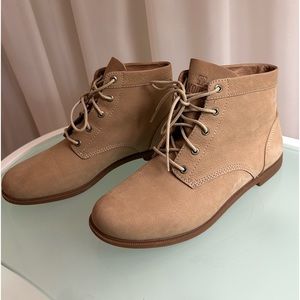 Kodiak Women's Low-Rider Boot Size 8.5